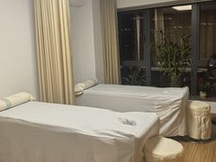 -佰推·肩颈腰·推拿理疗(湾悦城店)