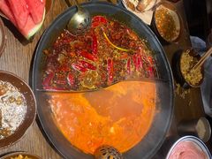 -萍姐火锅·公路夜市(武汉首店)