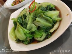 -梓檚中餐厅湖北菜小龙虾武昌鱼排骨藕汤(黄鹤楼店)