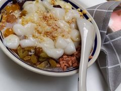 -正南齐北·老街糯米团(洪崖洞店)
