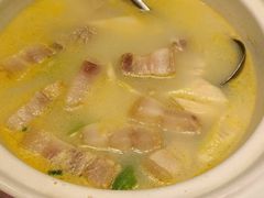 -泓历皇朝酒店(东亭店)