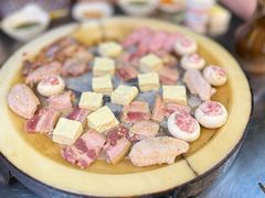 五花肉-老字号.雅克白族石板烧十年老店(大理古城店)