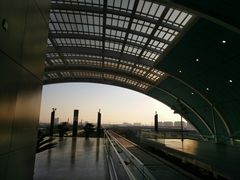 -龙阳路磁悬浮列车总站-停车场