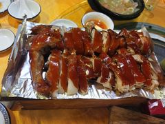 -东方之猪四更烤乳猪(金垦总店)