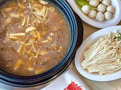 -四季缤纷椰子鸡(雨花亭凯德广场店)