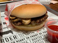 蘑菇牛肉汉堡-FATBURGER 特富客汉堡(外交公寓店)