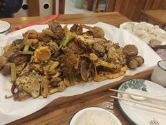 -东来菜馆•手抓海鲜家常菜•海鲜锅贴(鸽子窝店)