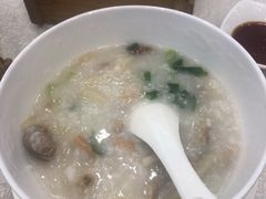 古法荔湾艇仔粥-龙的酒楼·手工早茶·顺德菜(近良路店)