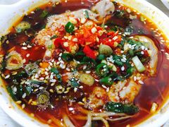 冒脑花-蜀串香牛杂火锅串串