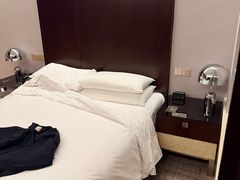 -上海龙之梦万丽酒店