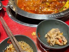 -谭鸭血老火锅(远大购物广场店)