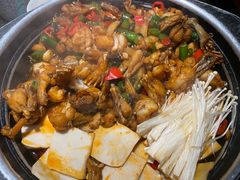 青椒紫苏味-蛙小侠·沸腾砂锅牛蛙(增城东汇城店)