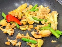 -粤盛海鲜平价店(洛溪食街店)