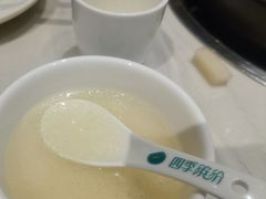-四季缤纷椰子鸡(雨花亭凯德广场店)