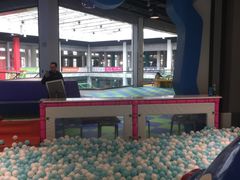 -蒙特利亲子乐园