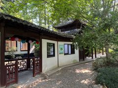 -汇龙潭