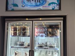 -DQ·蛋糕·冰淇淋(大宁国际商业广场店)