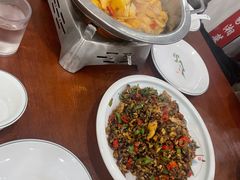-湖南人家湘菜馆(镇江路店)