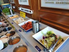 自助调料区-一品诚记烤肉(大连柏威年购物中心店)
