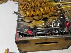 -云晓光头烧烤吧(川沙绿地店)