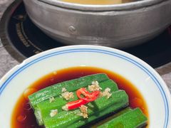 -禄婶鸡煲·打边炉