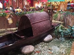 -老滇山寨•云南特色菜•地方菜•民族风情歌舞表演(金碧店)