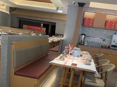 -肥肥虾庄·金牌油焖大虾(汉口城市广场店)