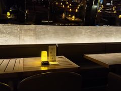 -FOUR PLAY BAR