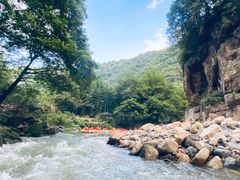 -雅鲁激流探险漂流