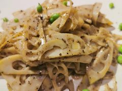 松露酱炒笋尖-小大董·烤鸭(凤凰汇店)