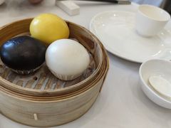 三色流沙包-潮府馆·非遗潮州菜·世纪公园(新国际博览中心店)