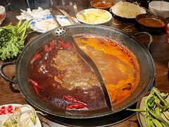 -萍姐火锅·公路夜市(武汉首店)