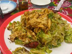 -闯关东东北农家菜(崂山石老人店)