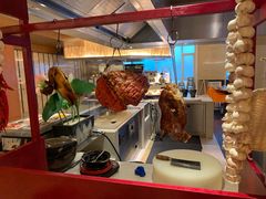 -东西风牛排馆周末烧烤自助(首都机场希尔顿店)