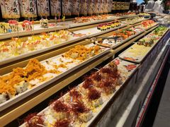 面包甜点陈列柜-亚马逊海鲜自助(梅溪湖步步高店)