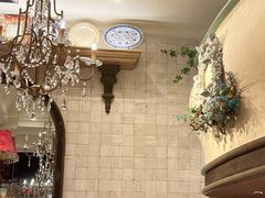 -玛格萝妮比萨屋(四平店)