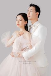 -苏菲亚婚纱摄影