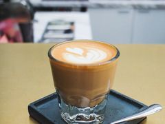 -UNI UNI(环亚凯瑟琳店)