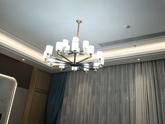 -方鼎食府