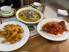 酸汤肥牛-上海小菜餐厅(理工大学店)