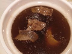石橄榄炖龙骨汤-陆记鹅庄·潮汕菜·狮头鹅(大仟里店)