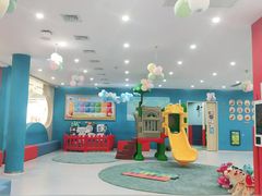 -美吉姆国际儿童发展中心(红谷滩绿地缤纷城中心)