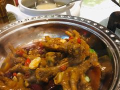 -丹江口渔村·湘味厨房(桃园店)