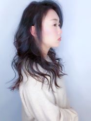 -PE SALON