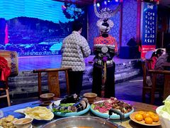 -亮欢寨酸汤鱼(沙冲路店)