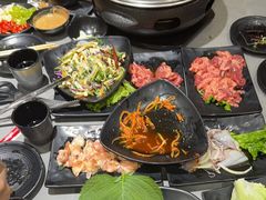 -啊美丽炭火烤肉(滑翔一店)