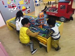 -萌卡Kids共享玩具(方糖店)