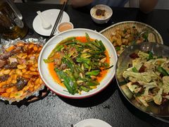 -万重锦·人文川菜馆(骡马市店)