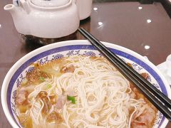 -鸿兴面馆馄饨小笼(稻香店)