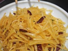 -川流不息·地道川菜·小龙虾(松东路店)